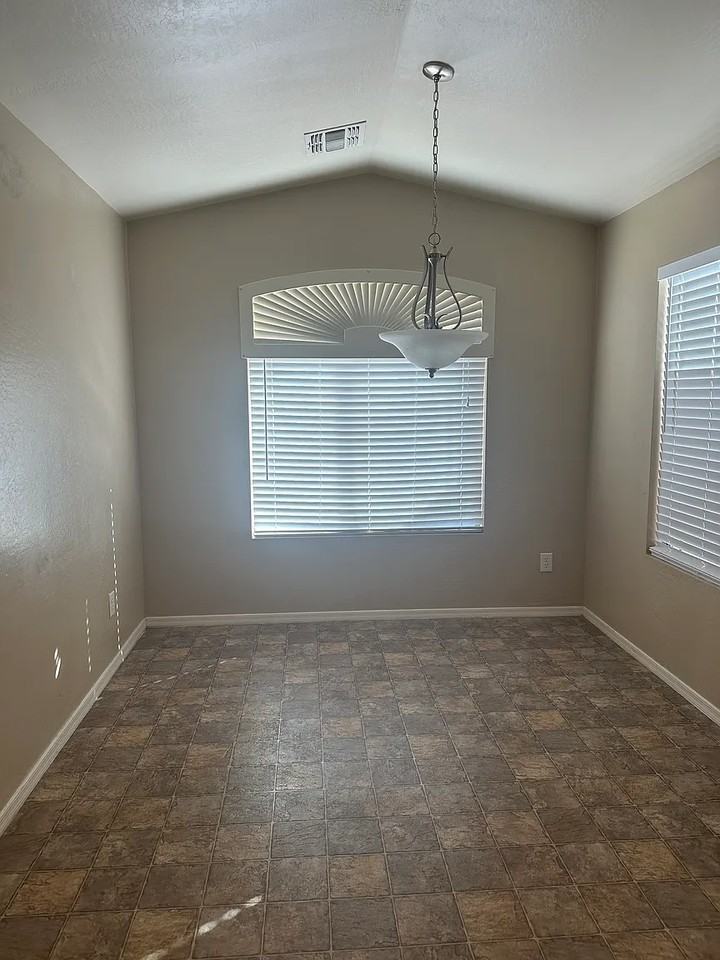 11980 W Dos Rios Dr - Photo 2 of 34