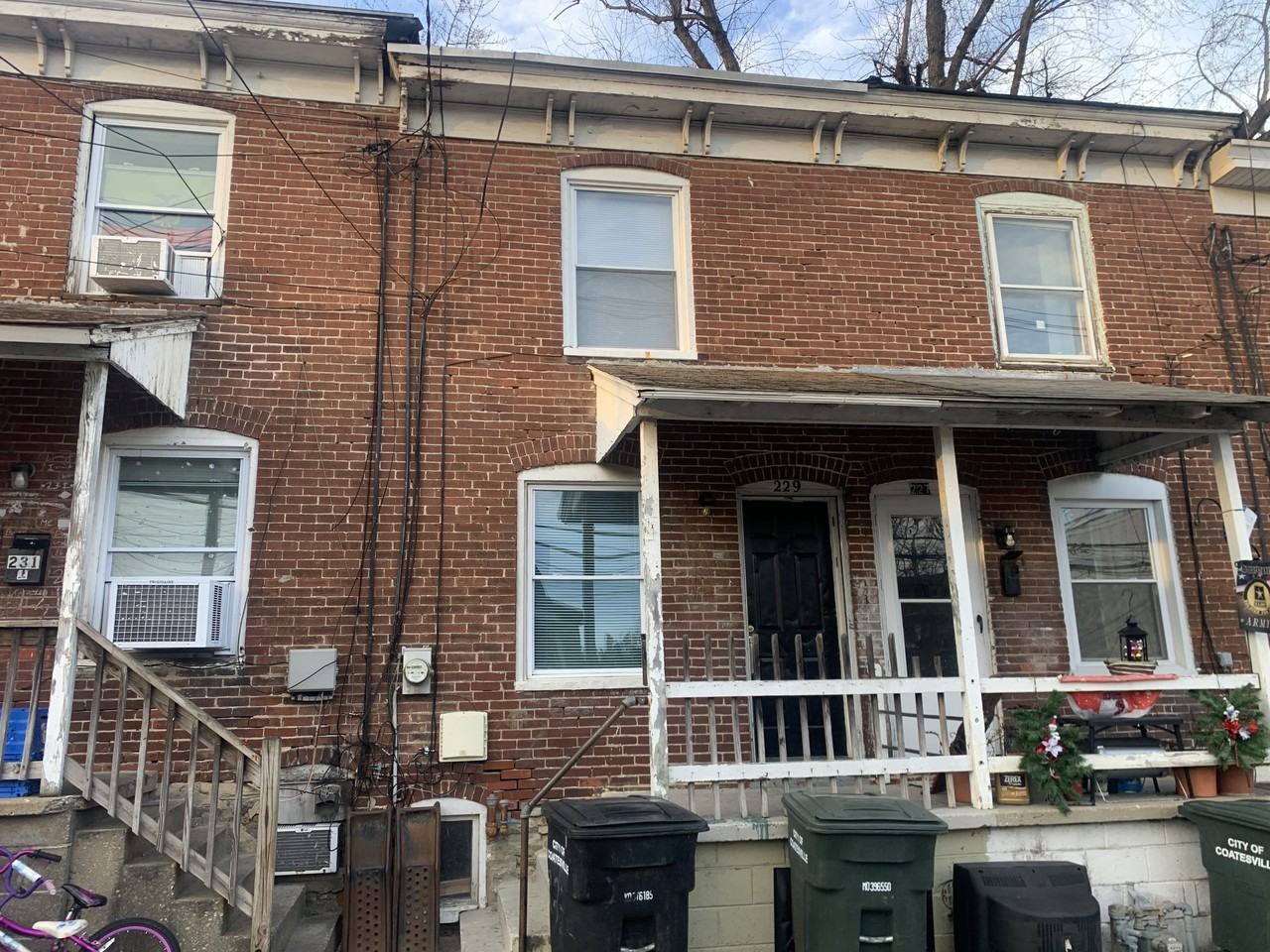 229 W Diamond St - Photo 2 of 15