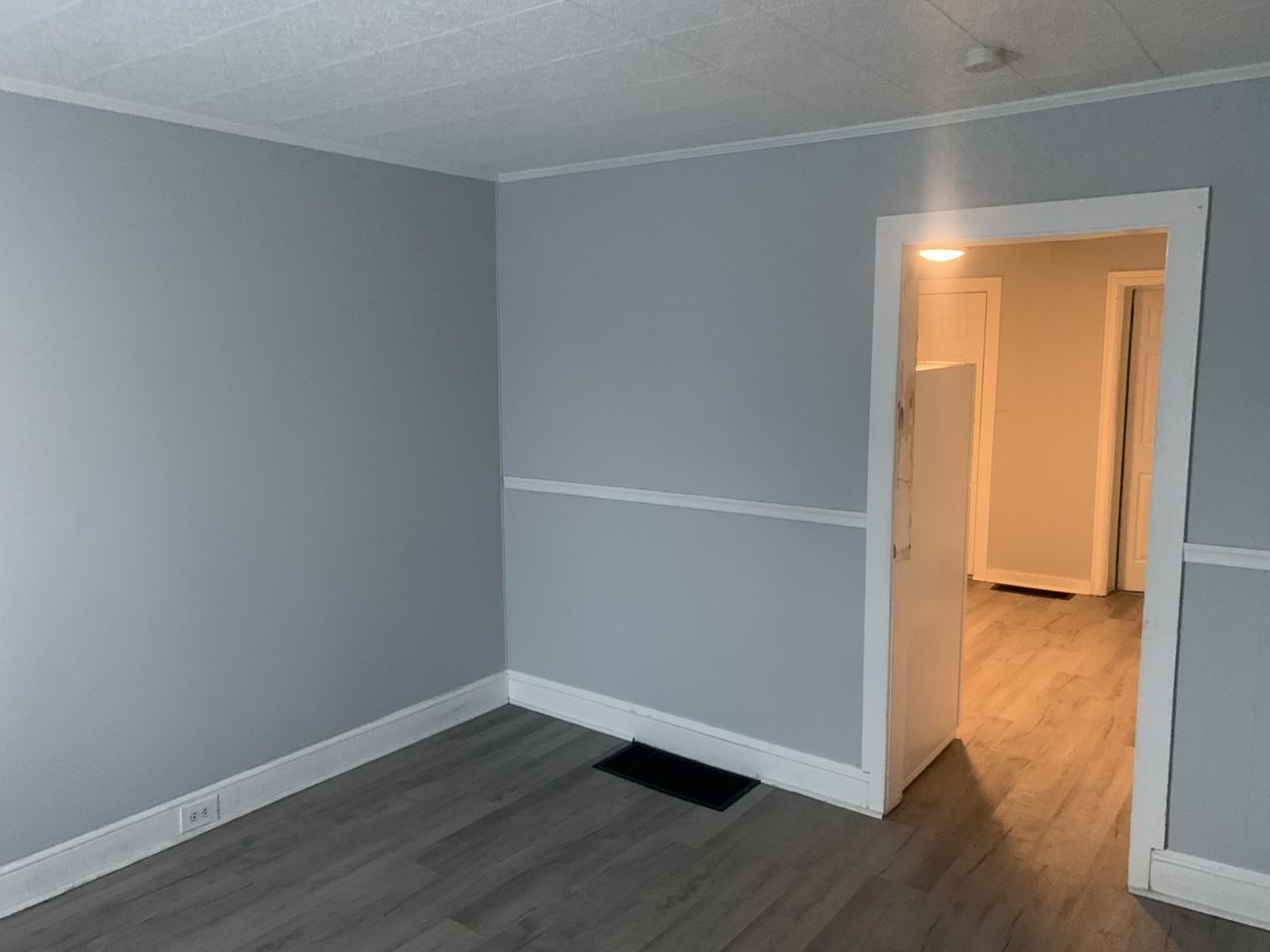 229 W Diamond St - Photo 3 of 15