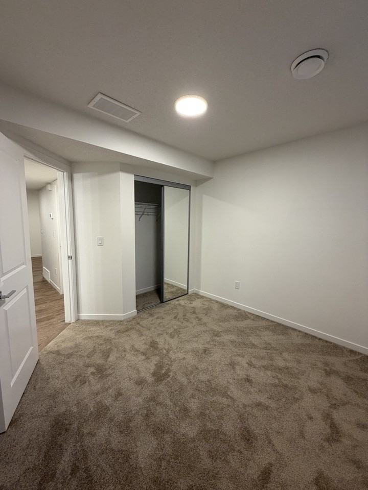 1271 Keswick Dr Sw - Photo 6 of 11