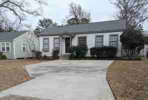 featured image of 302 S 16th Ave