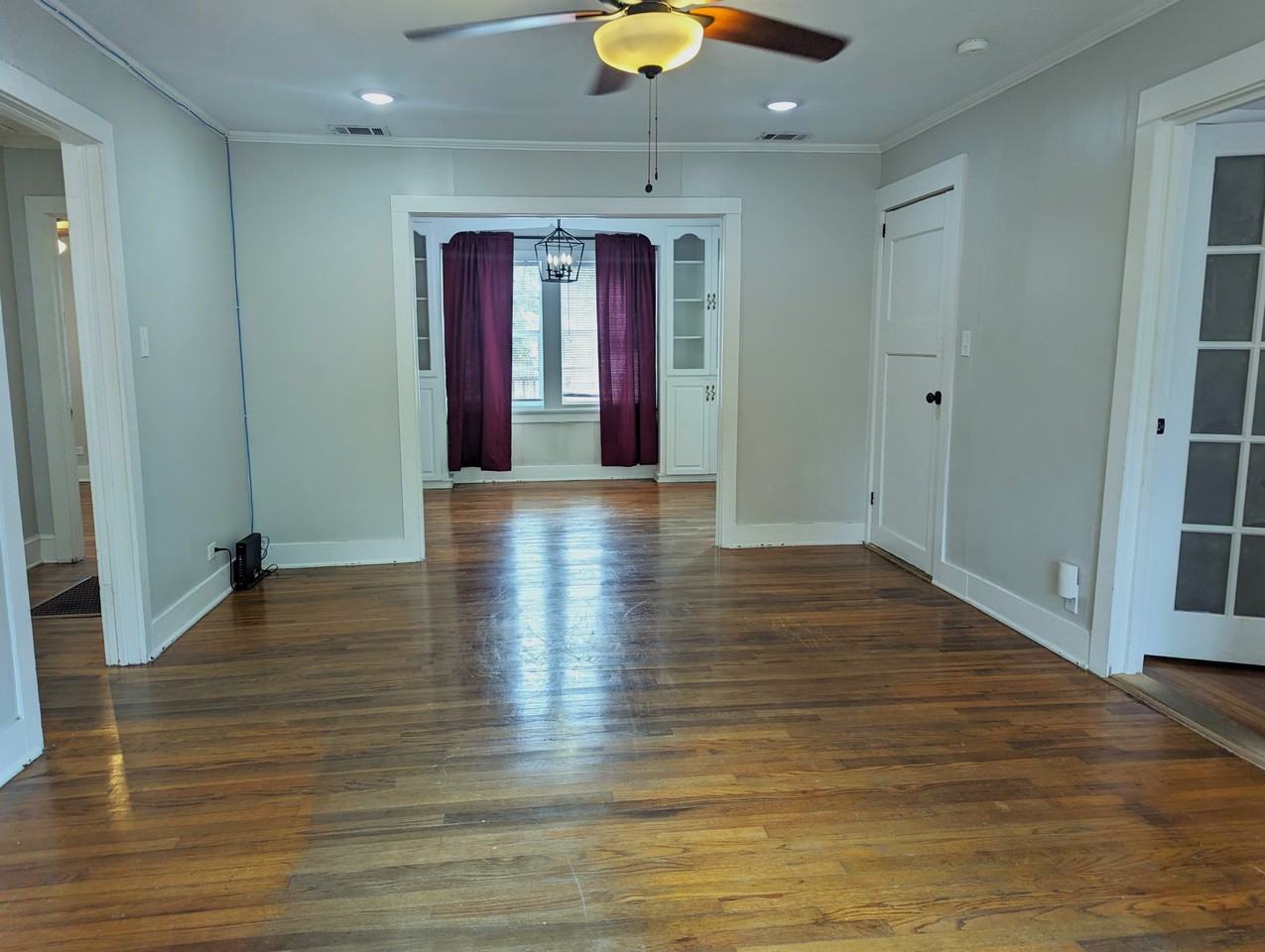 302 S 16th Ave - Photo 3 of 31