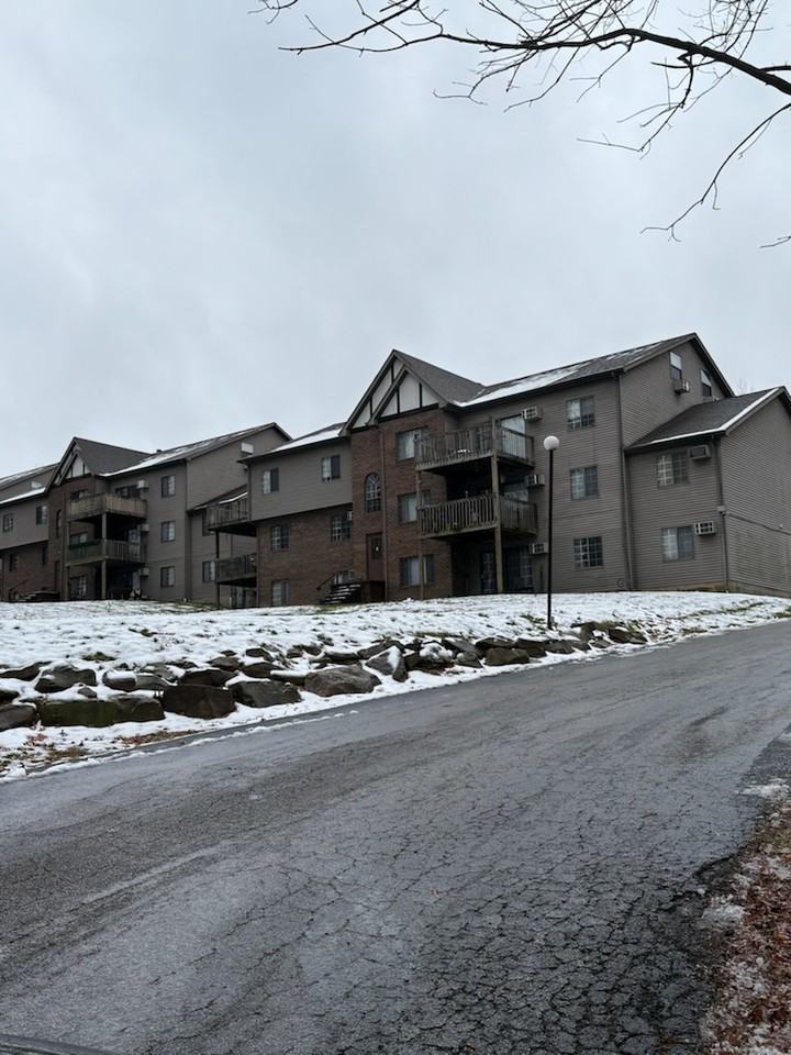 6321 Saint Andrews Dr - Photo 2 of 14