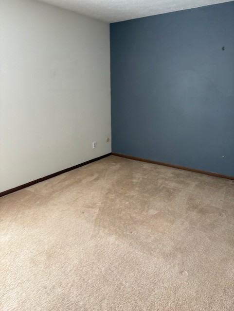 6321 Saint Andrews Dr - Photo 4 of 14