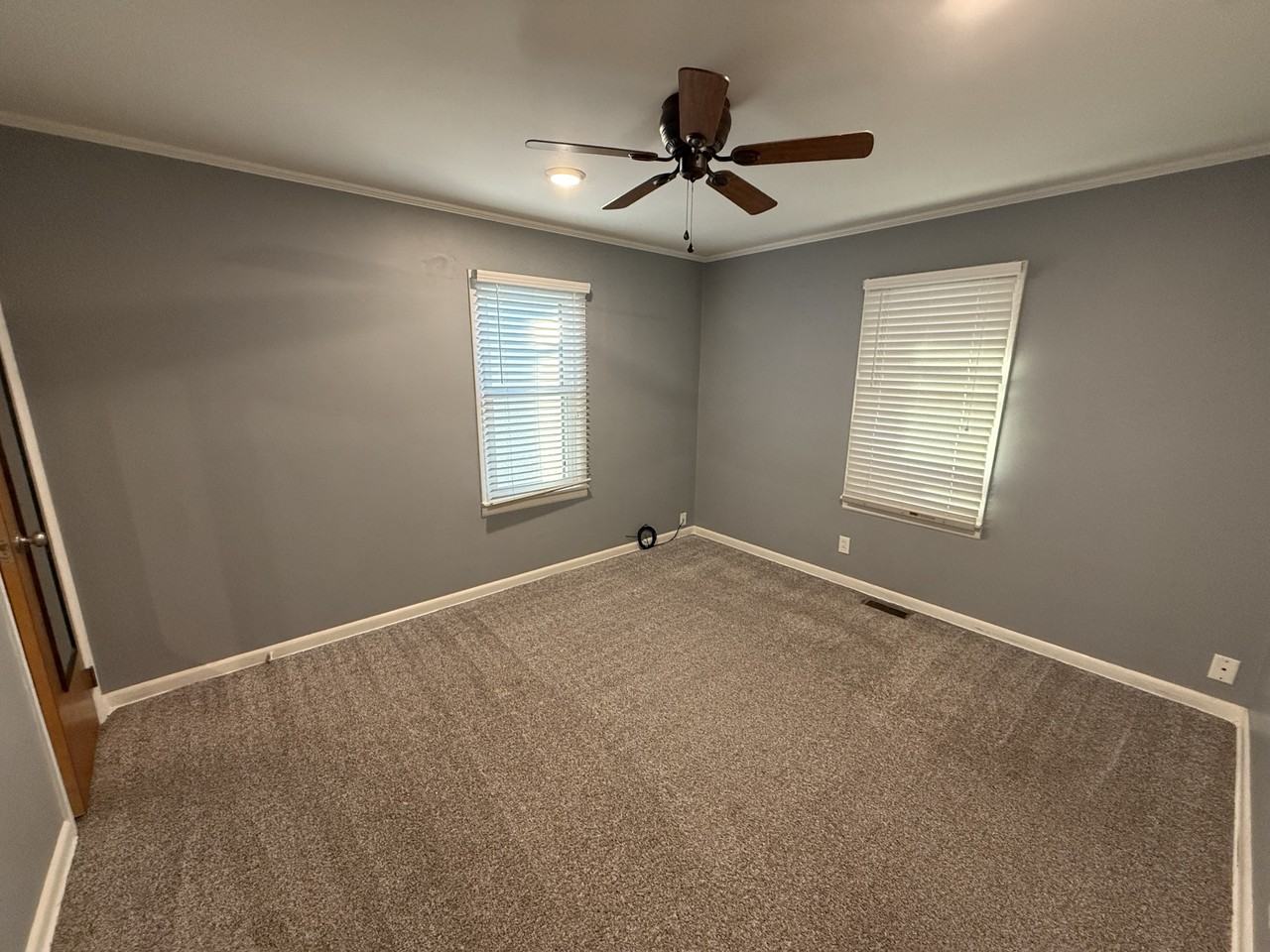 411 Franklin Ave - Photo 5 of 9