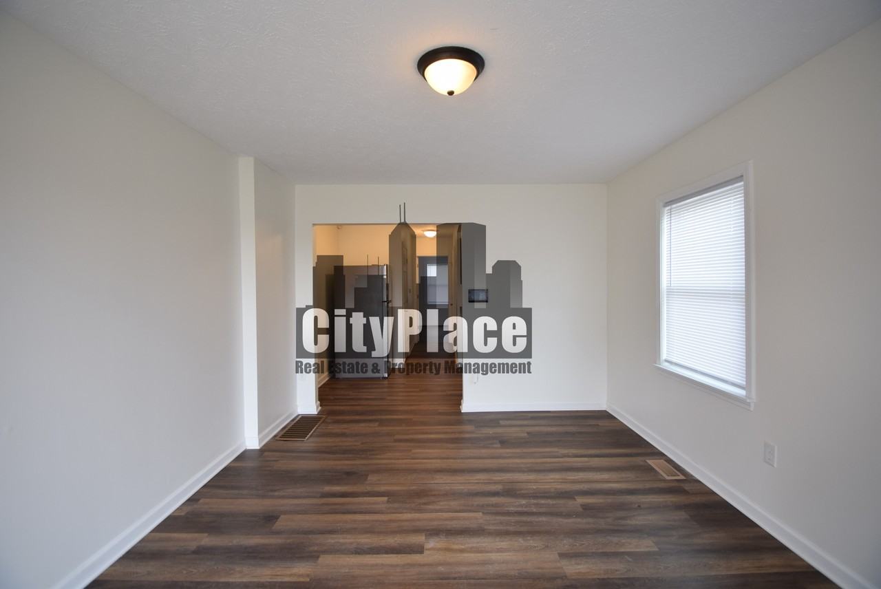 3750 Hillside Ave - Photo 7 of 18