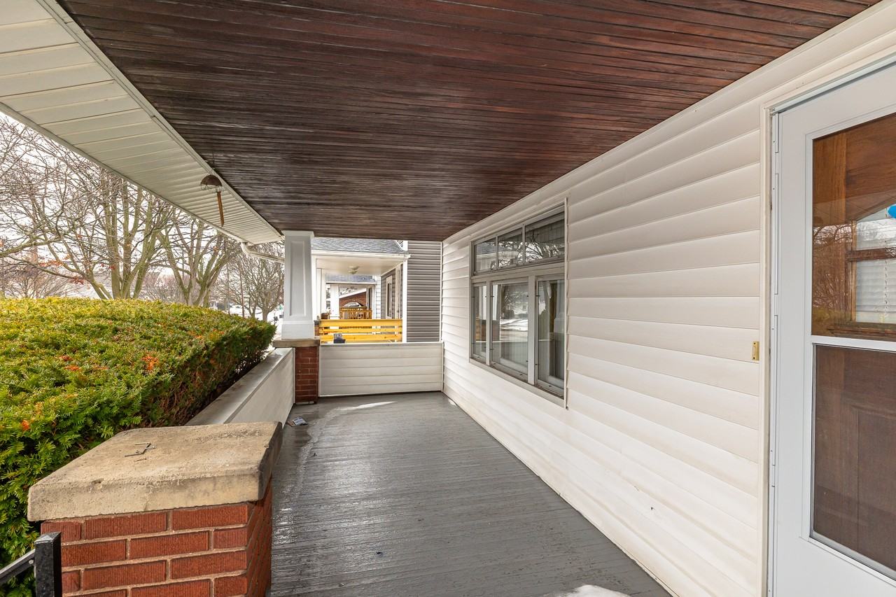 3707 W 140th St - Photo 5 of 31