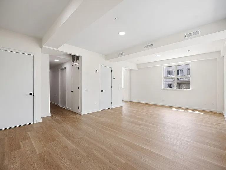 3144 Emmons Ave - Photo 2 of 14