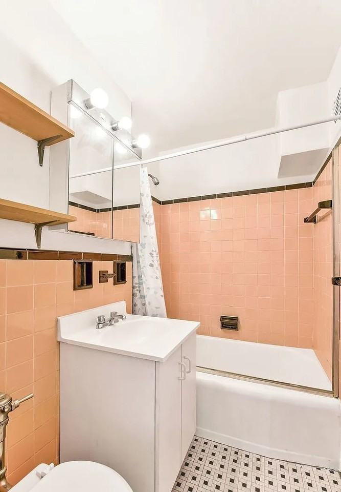 4601 39th Ave - Photo 7 of 12