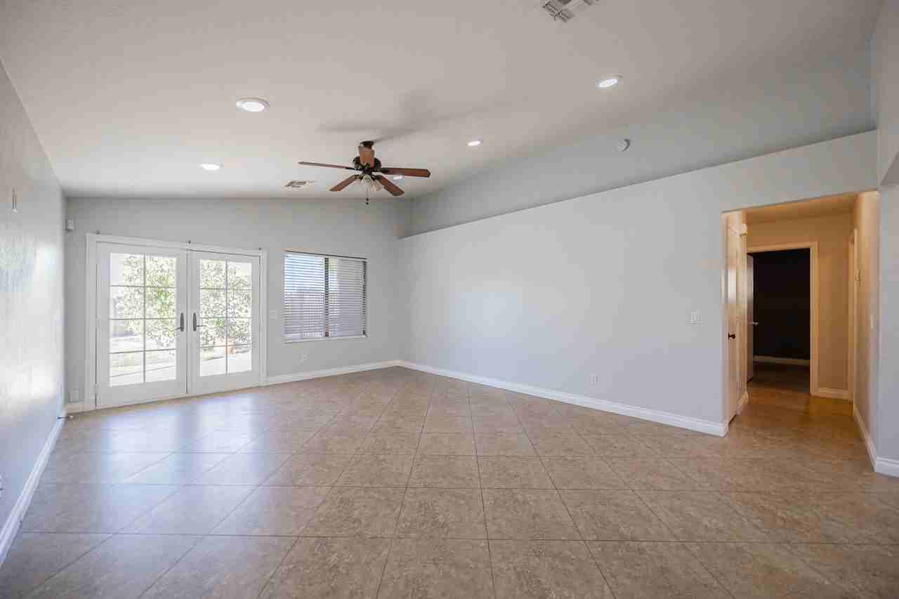 1676 N La Mora Dr - Photo 4 of 25