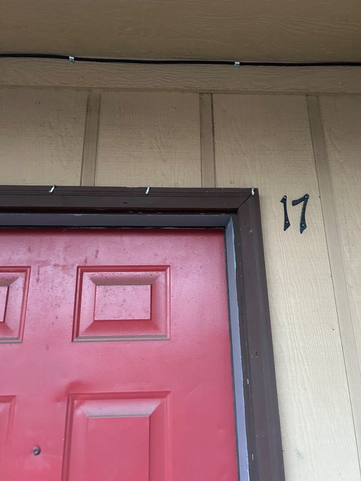 721 North Vinita Avenue - Photo 2 of 2