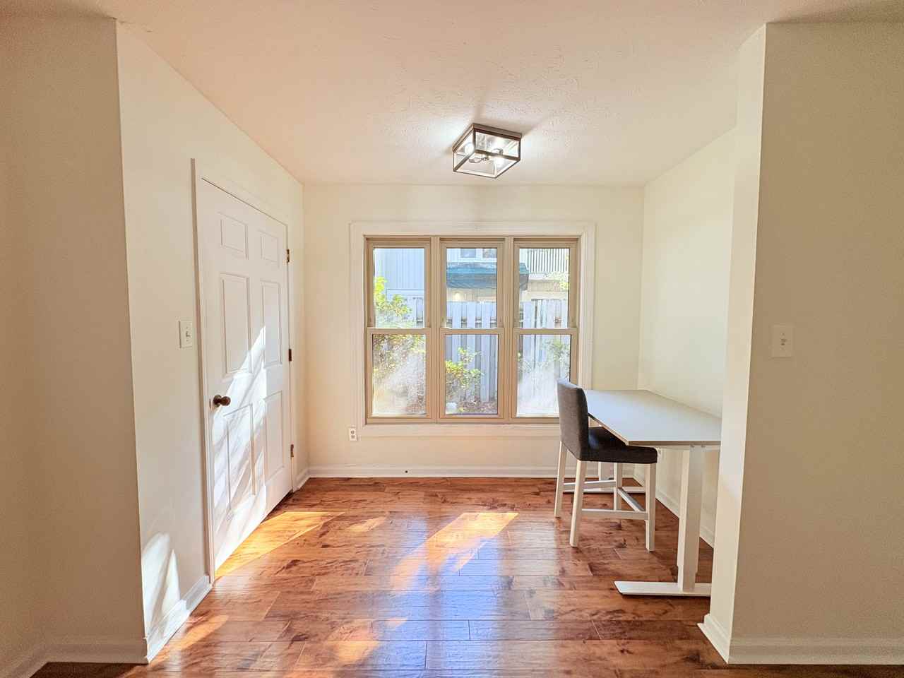 404 75th Ave N #C - Photo 6 of 21