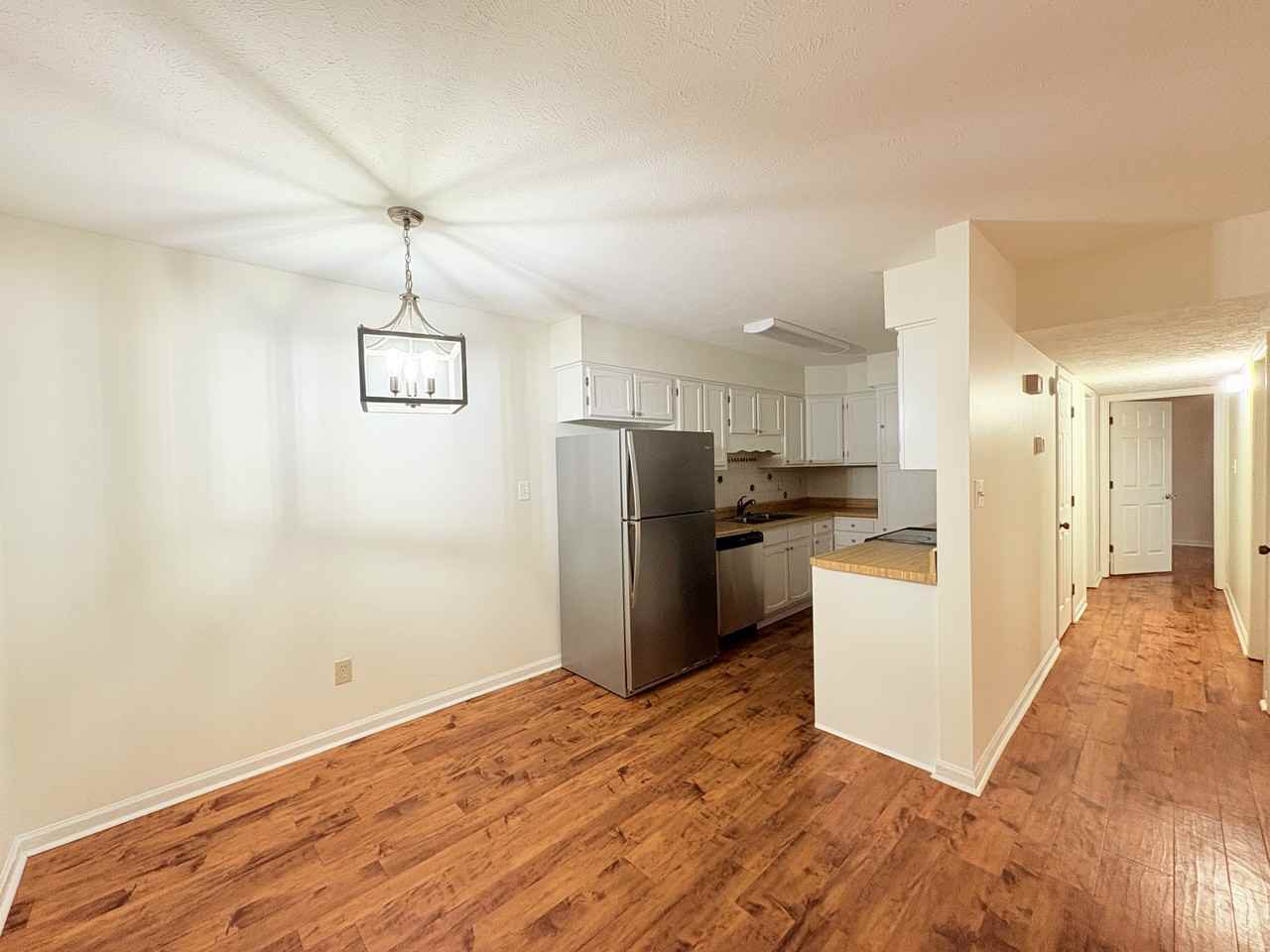 404 75th Ave N #C - Photo 7 of 21