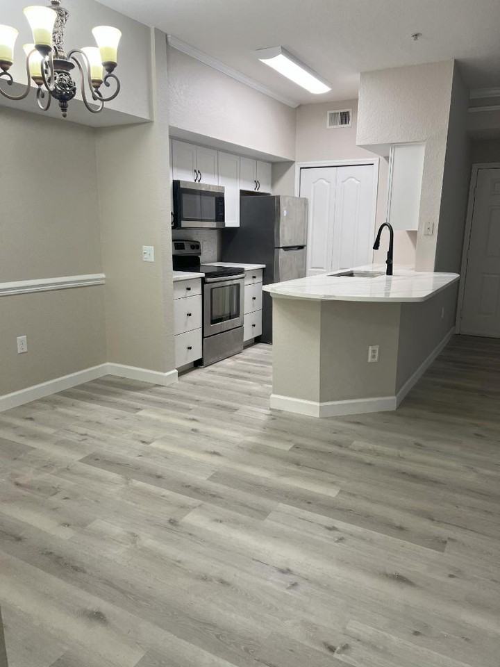 4156 Central Sarasota Pkwy - Photo 5 of 20