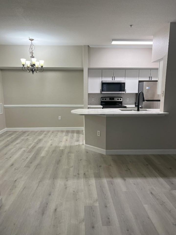 4156 Central Sarasota Pkwy - Photo 7 of 20