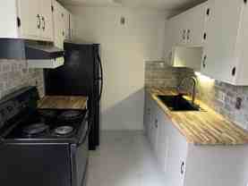 7 Woodcrest Ct #4 - Photo 1 of 1