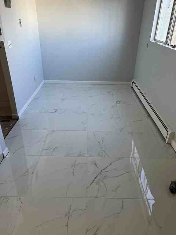 7 Woodcrest Ct #4 - Photo 2 of 8