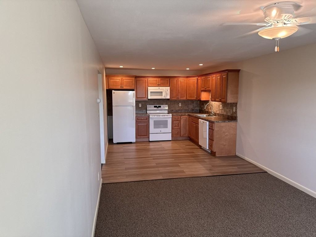 8 Chauncy St #53 - Photo 2 of 10