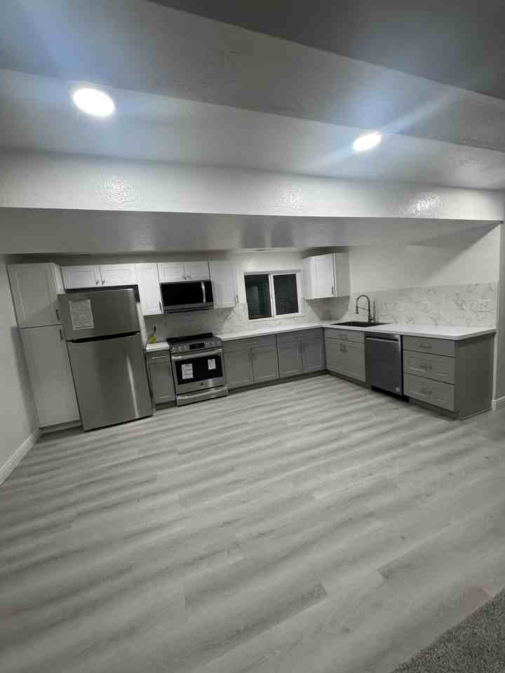 665 E Howard Dr #NA - Photo 7 of 13