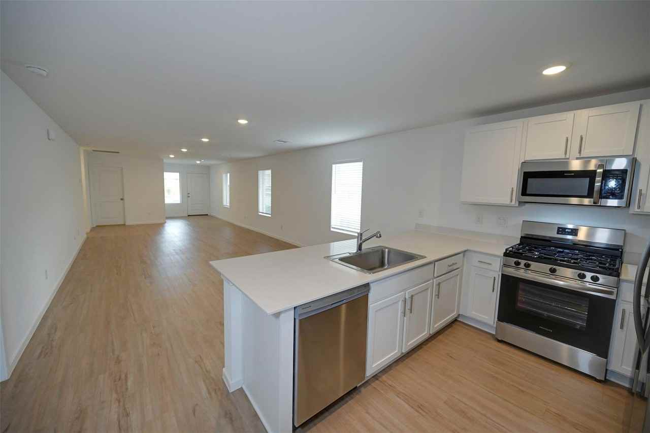 10942 Tawny Ridge Drive #1 - Photo 4 of 9