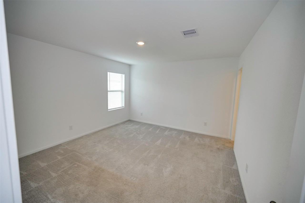 10942 Tawny Ridge Drive #1 - Photo 5 of 9