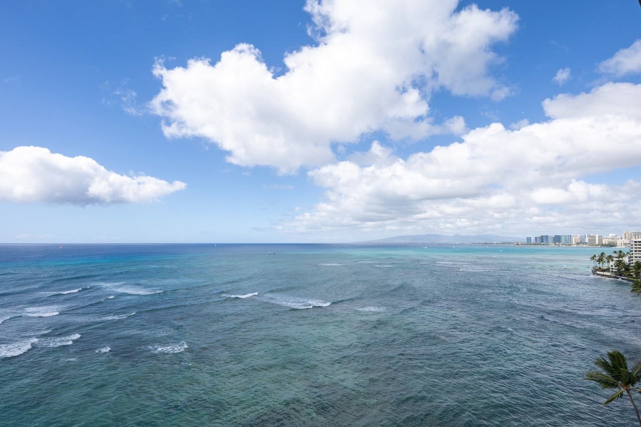 3065 Kalakaua Ave Ph #1 - Photo 5 of 27