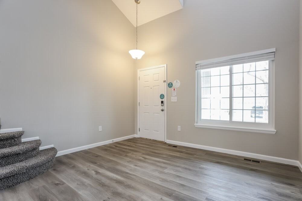 12450 Vrain Cir - Photo 5 of 18