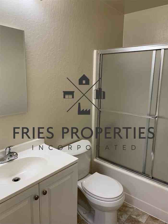 15941 Maubert Ave #5 - Photo 5 of 12