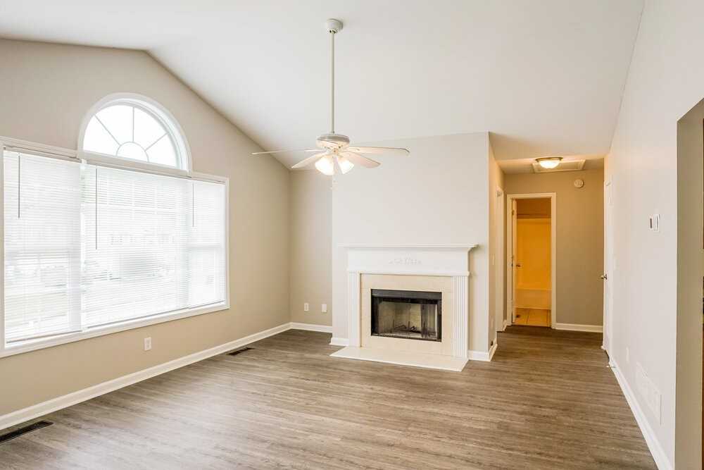 2973 Rolling Ln - Photo 4 of 25