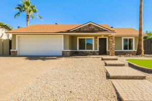 featured image of 1401 N Ironwood St