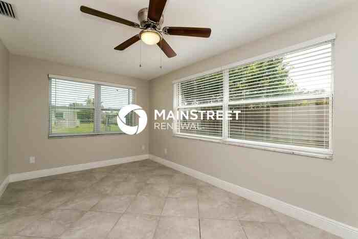 3415 Rosefield Dr - Photo 7 of 16