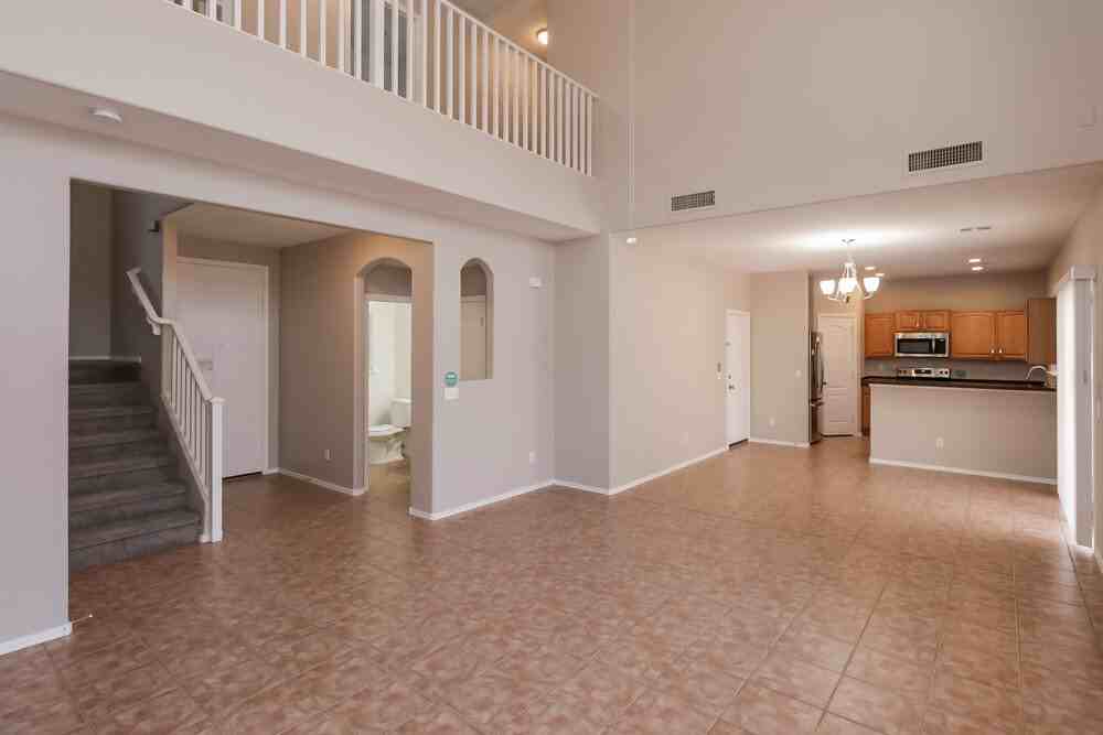 2581 E Bellerive Dr - Photo 6 of 17