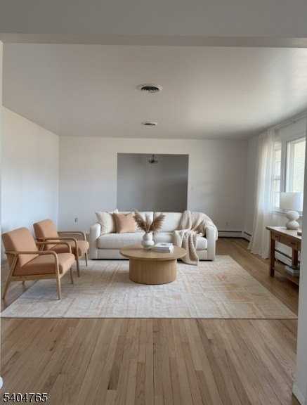 722 Carlene Dr - Photo 4 of 16