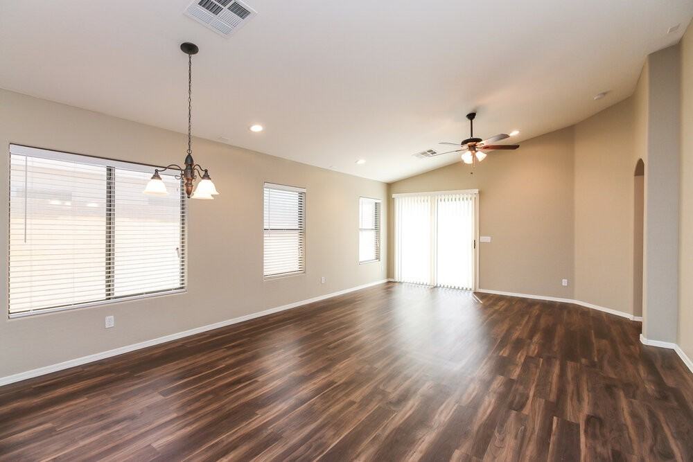 3275 W Sunshine Butte Dr - Photo 2 of 15