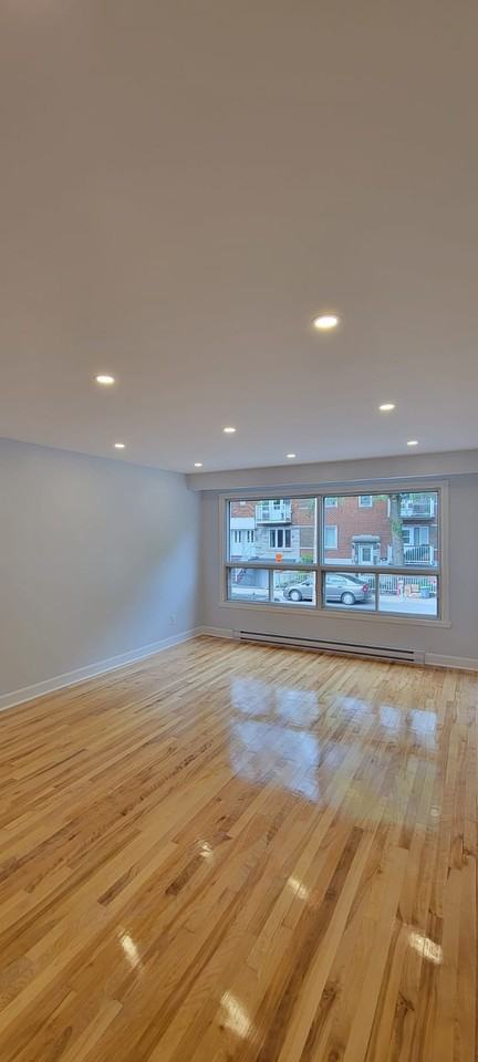 9030 Rue Saint-Urbain - Photo 4 of 10