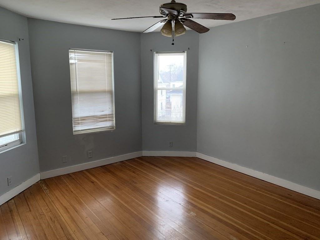 118 Sumner St Apt 3 #3 - Photo 6 of 8