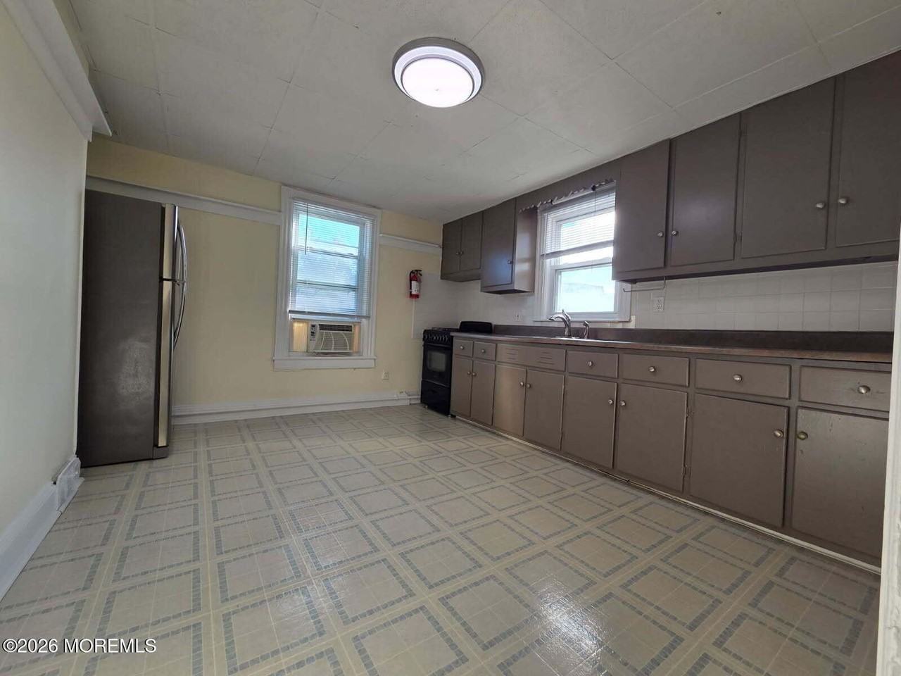 24 Rector Pl Unit 24b #24B - Photo 3 of 17