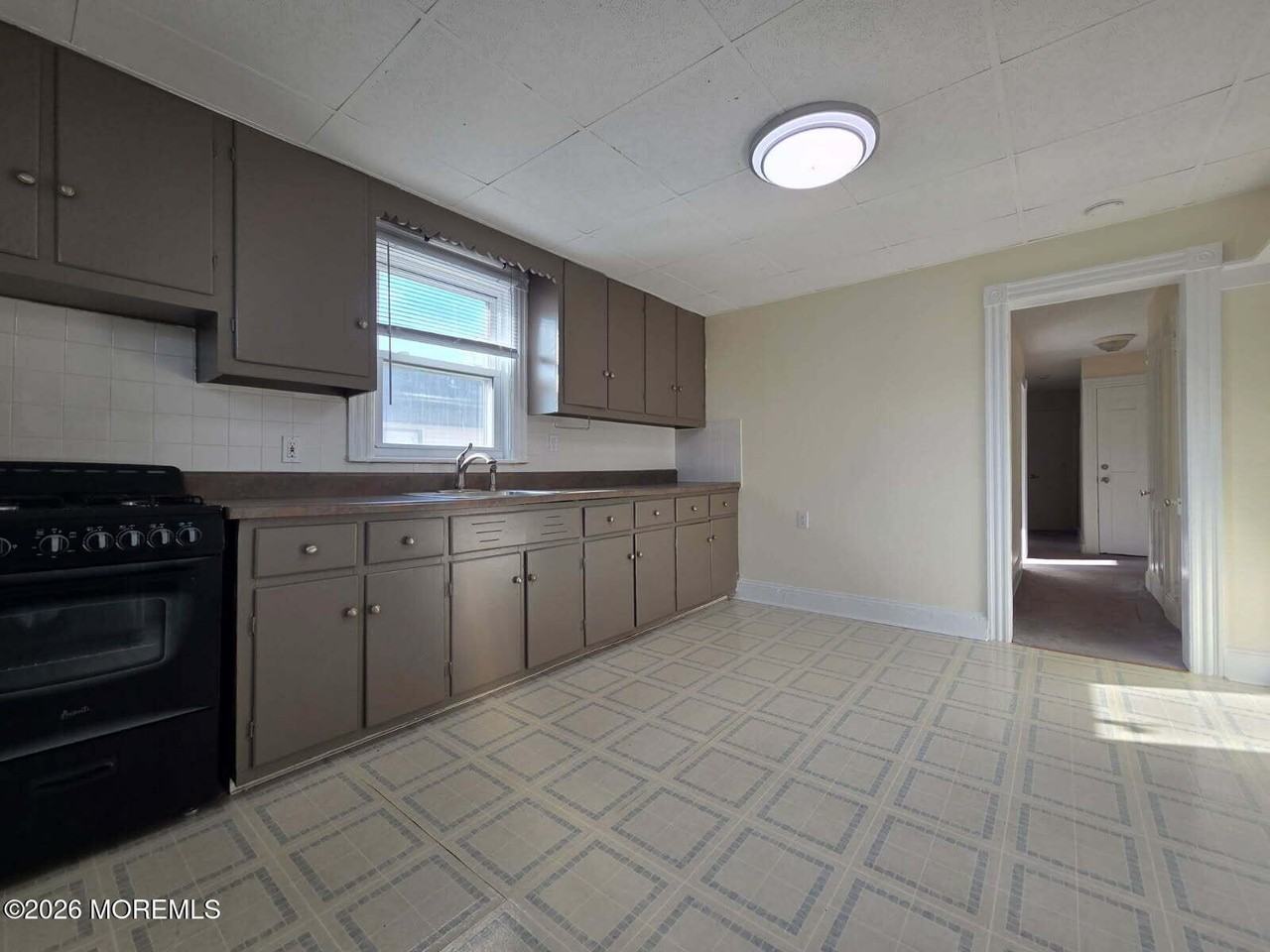 24 Rector Pl Unit 24b #24B - Photo 7 of 17