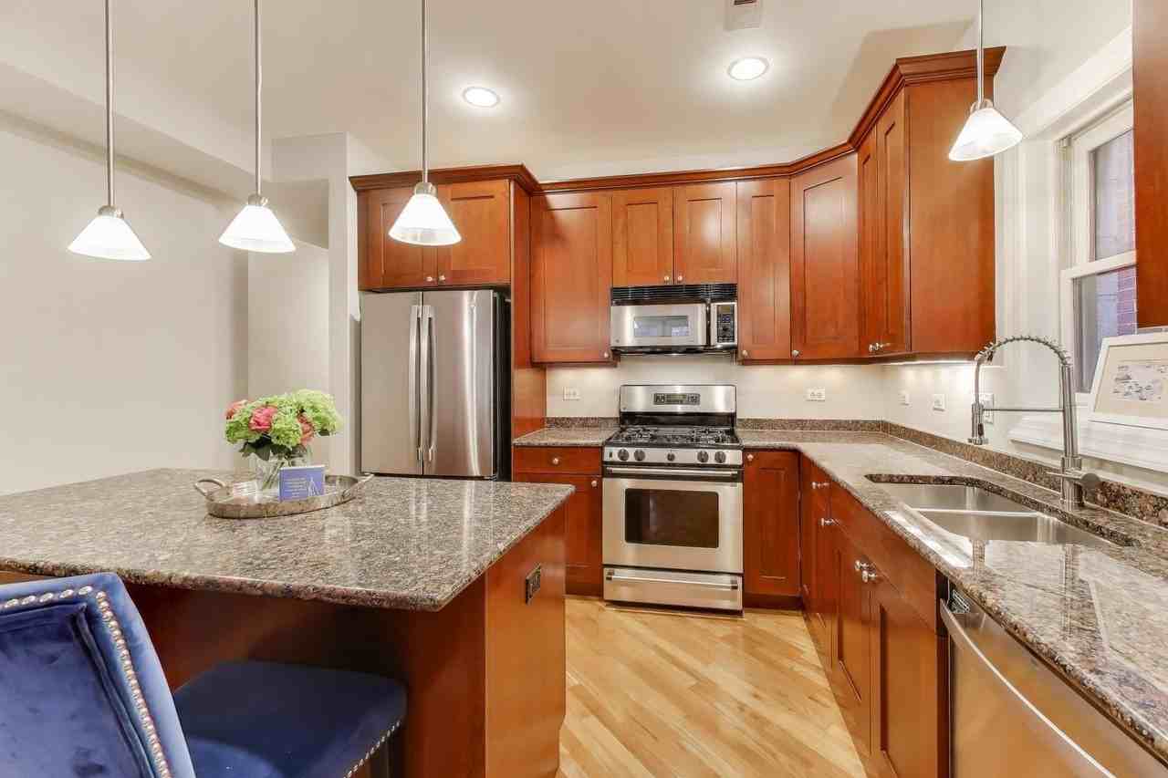 1529 N Mohawk St Apt 2s #2S - Photo 7 of 24