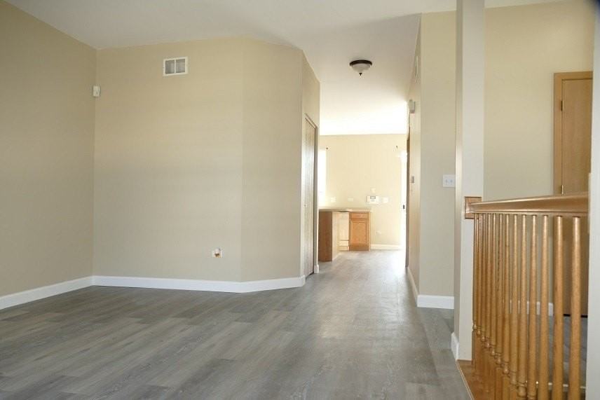 237 S Oak Creek Ln Unit 237 #237 - Photo 3 of 32