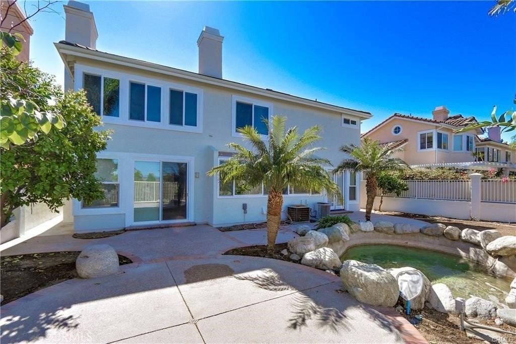 8161 E Marblehead Way - Photo 3 of 24