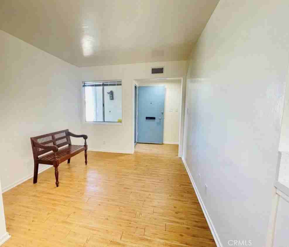 12826 Bailey St - Photo 4 of 26