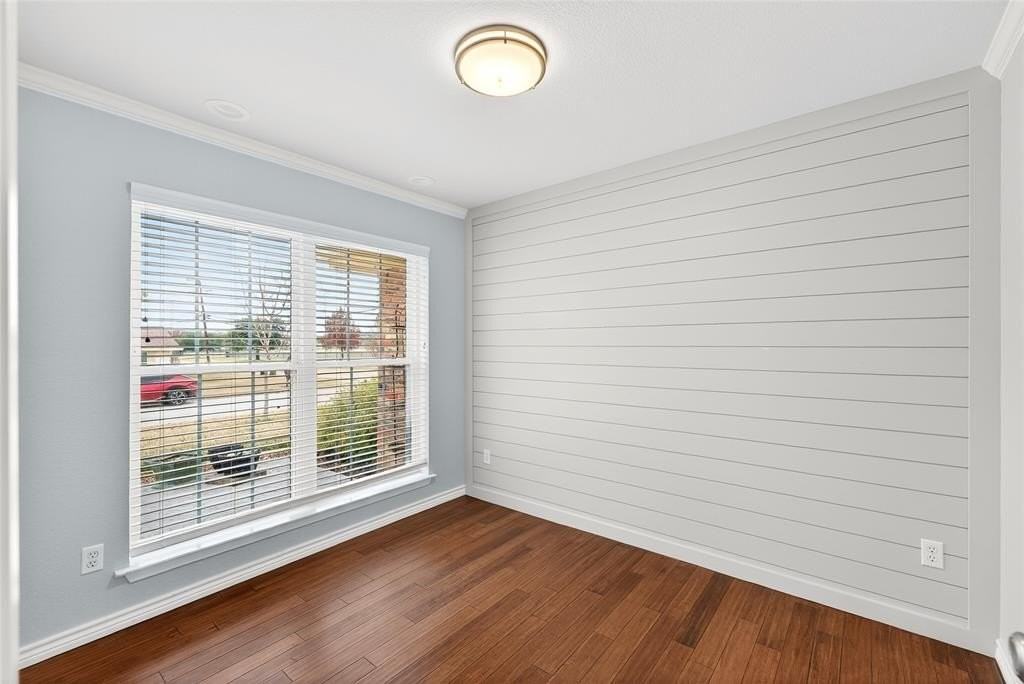 2032 Briar Trl - Photo 2 of 33