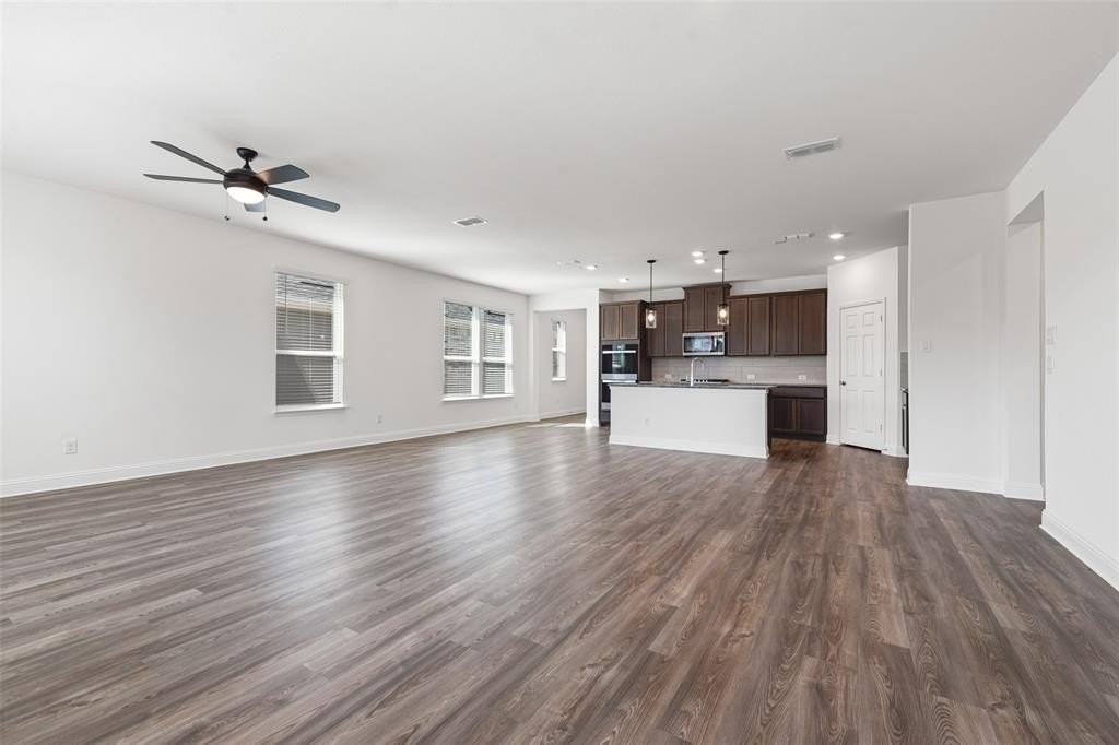 936 Brock Dr - Photo 5 of 14