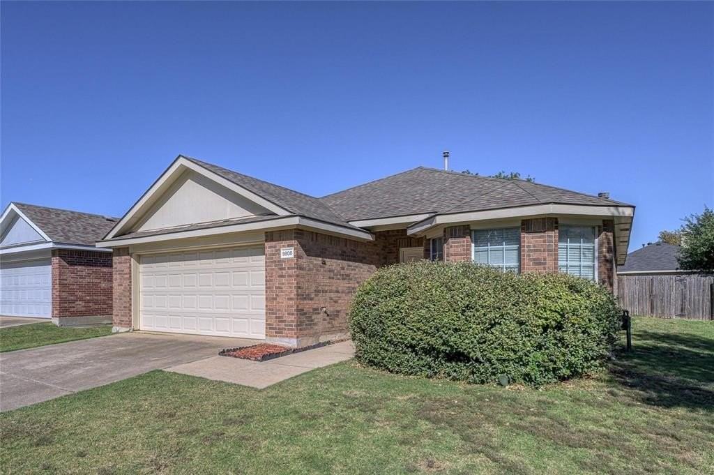 9808 Nixon Dr - Photo 2 of 19