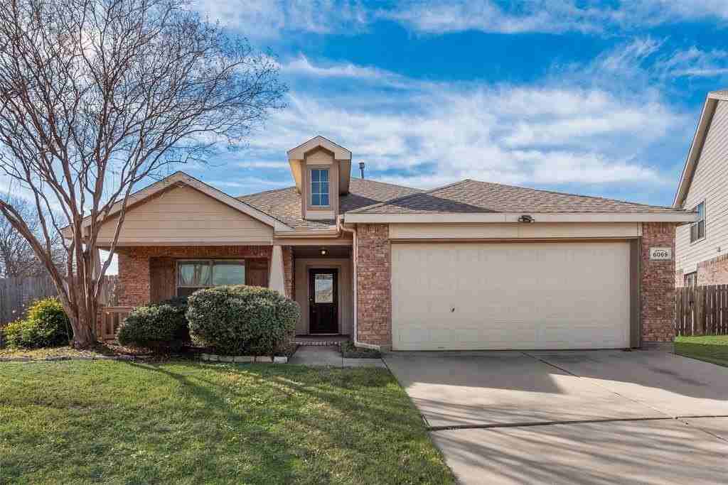 6069 Belmont Stakes Dr - Photo 2 of 23