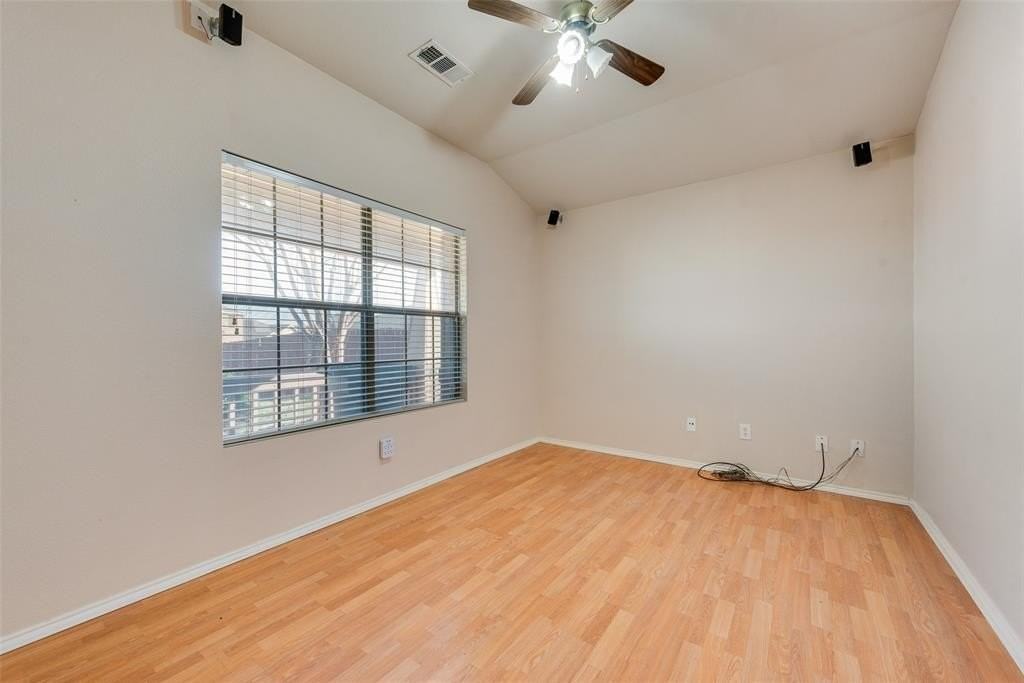 6069 Belmont Stakes Dr - Photo 6 of 23