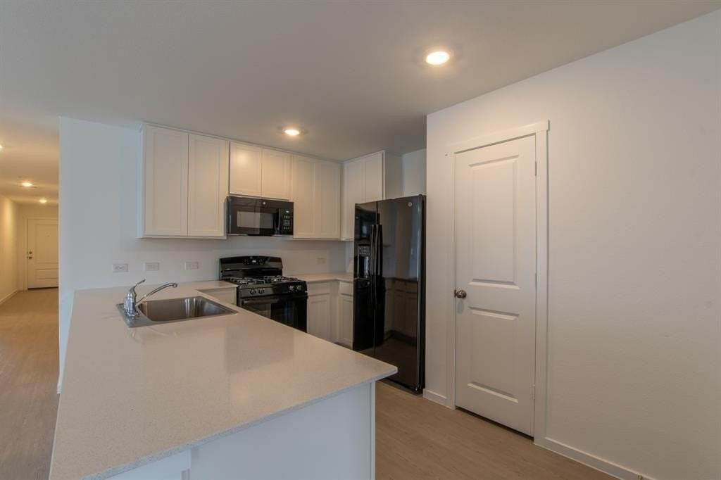 1605 Parliar St - Photo 7 of 28