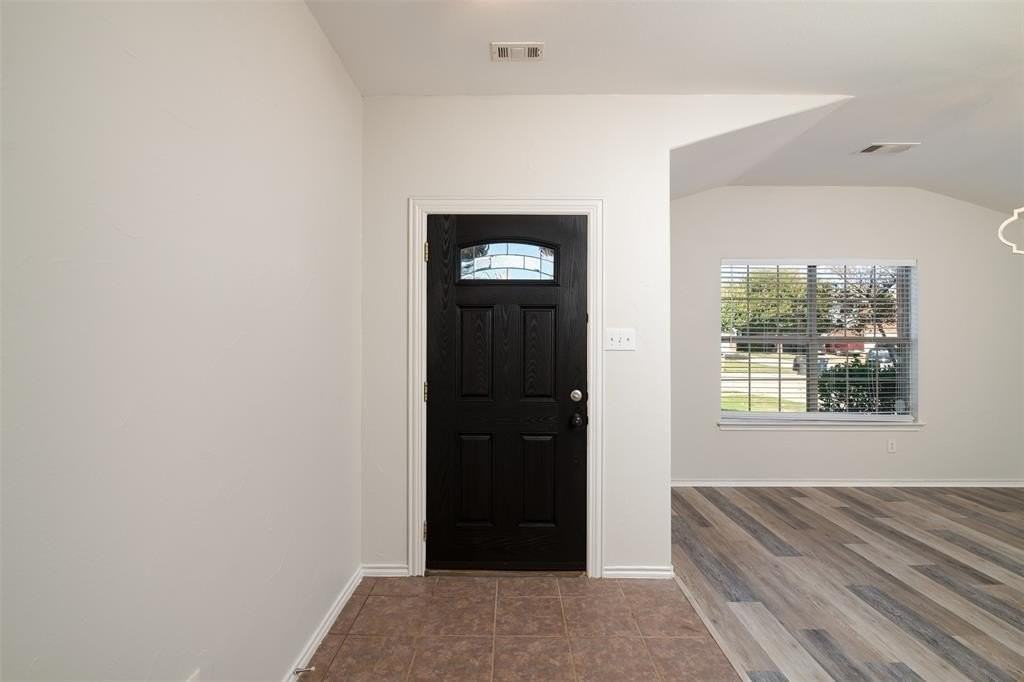 13221 Poppy Hill Ln - Photo 2 of 15