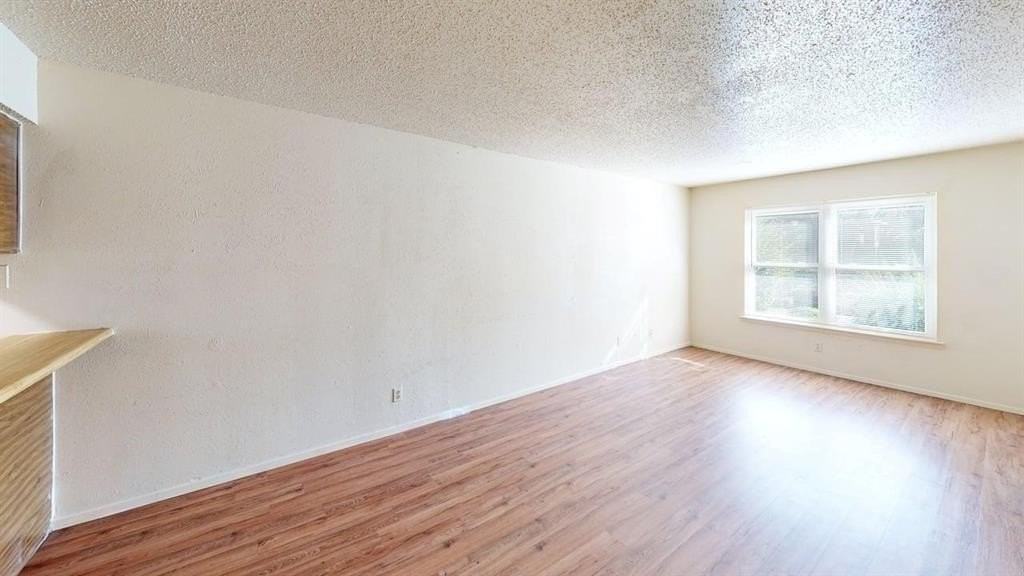 410 Bryan St #17 - Photo 6 of 14